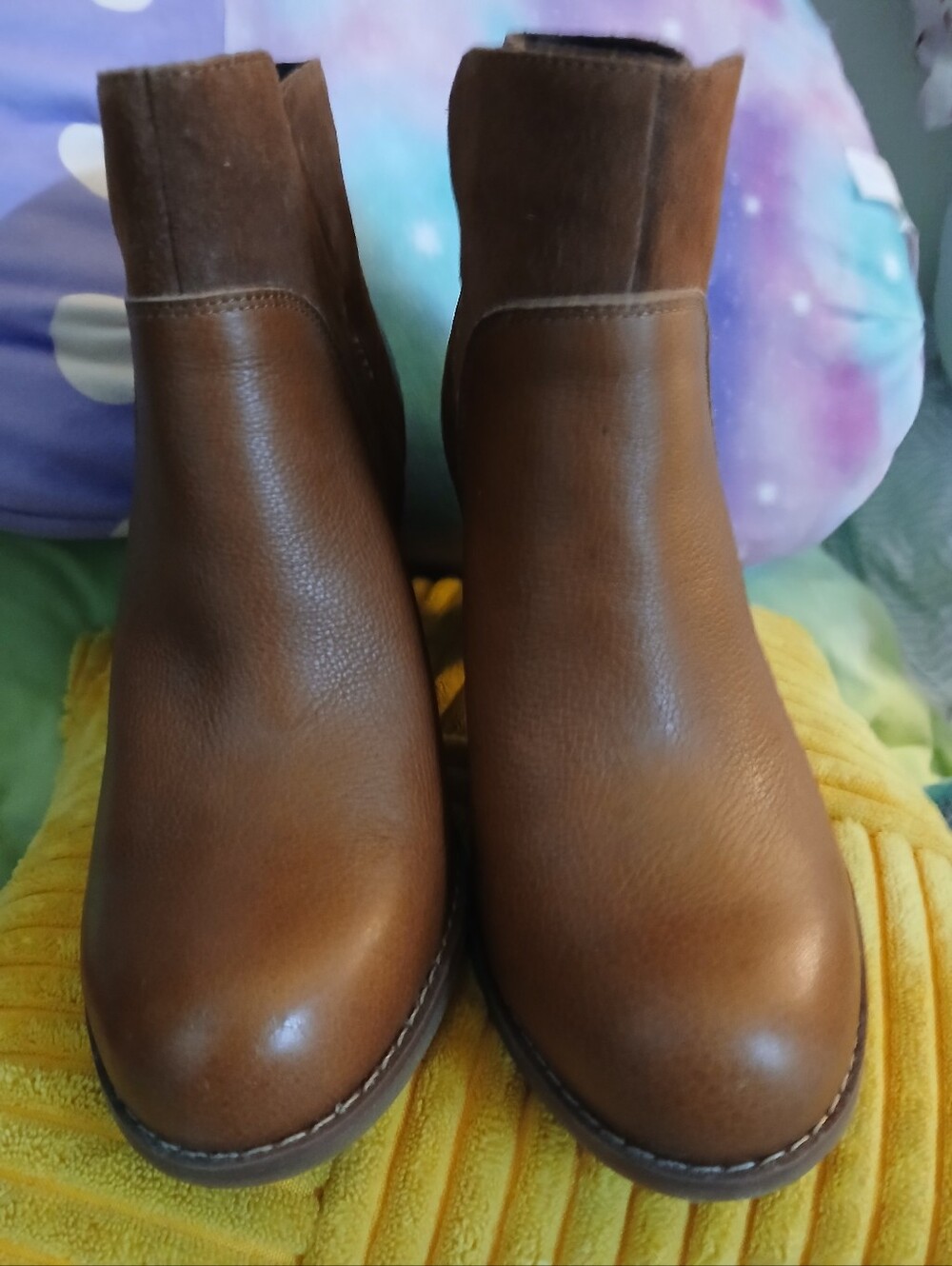Timberland Ankle Boots NWOT Size 6 Heel 3"